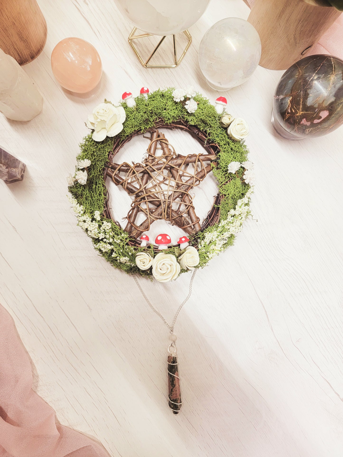 Pentagram Wreath with Mushrooms